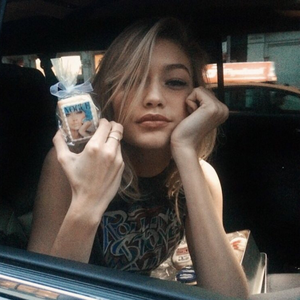 Foto de perfil de Hazel Cash
