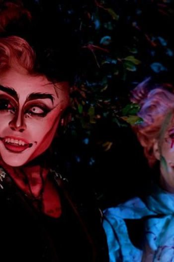 Poster de Episódio Terror In The Woods (2023)