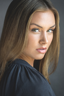 Lala Kent - Poster / Capa / Cartaz - Oficial 1