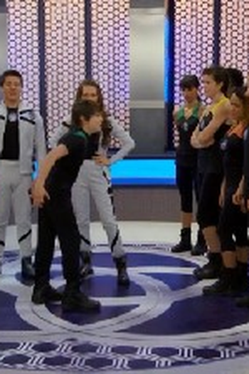 Poster de Episódio Adam Steps Up (2015)
