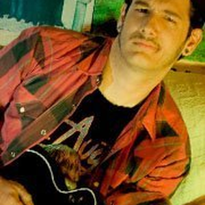Foto de perfil de Yev Aguiar