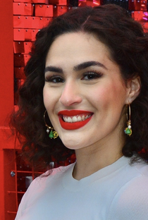 Lívian Aragão - Poster 1