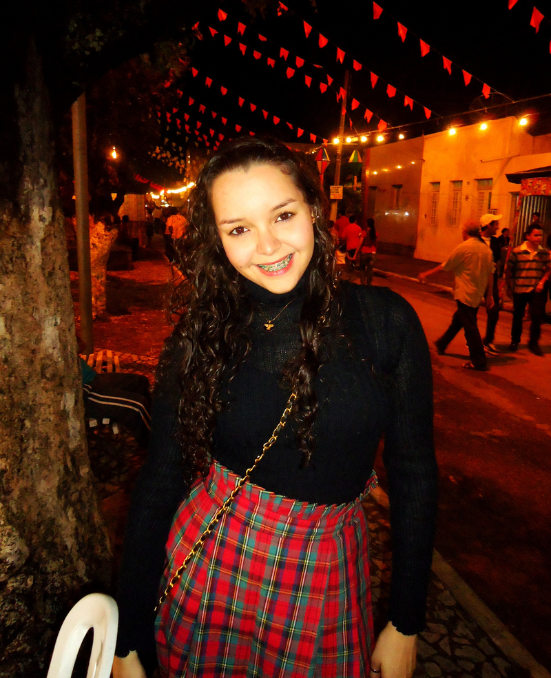 Rebeka maria Moreira Pires - Foto 1
