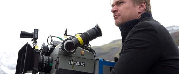 Christopher Nolan elogia sucessos de terror e diz que jovens estão rejeitando "IA sem qualidade"
