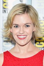 Kari Wahlgren