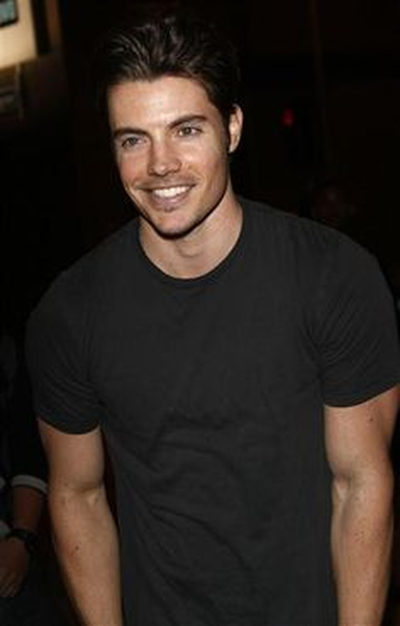 Josh Henderson - Foto 2