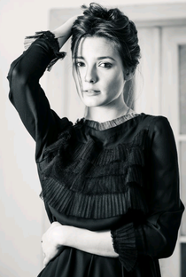Lorina Kamburova | Artista | Filmow