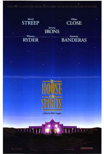 A Casa dos Espíritos - Poster / Capa / Cartaz - Oficial 12