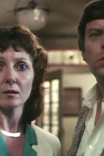 Poster de Episódio Relative Values (1981)