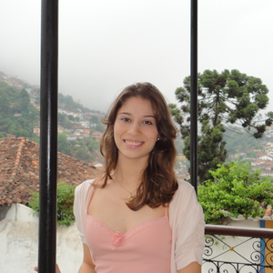 Foto de perfil de Lara Rodrigues E Carneiro