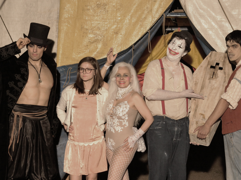 Foto 1 de Mãe dos Monstros