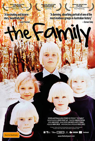 Poster 1 de Filme The Family (2016)