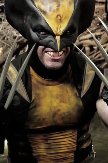  de Curta Wolverine vs. Predador (2013)