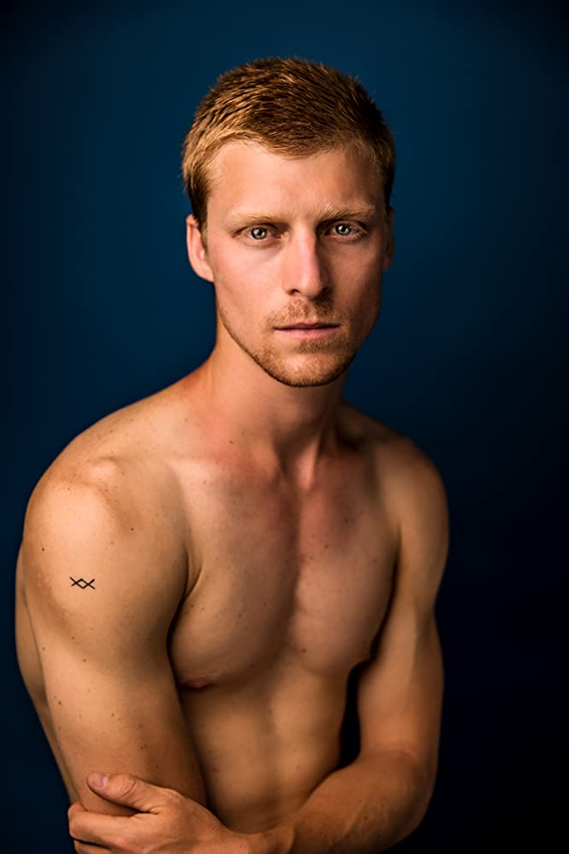 Colin Bates (III) - Foto 1