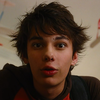Devon Bostick - Foto 4