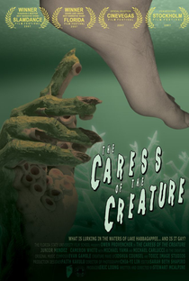 The Caress of the Creature - Poster / Capa / Cartaz - Oficial 1