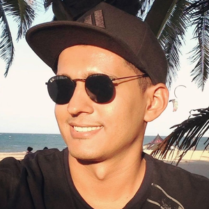 Foto de perfil de Caetano Queiroz