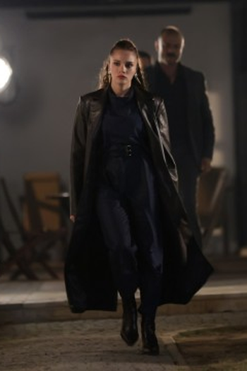 Poster de Episódio 2. Bölüm (2023)