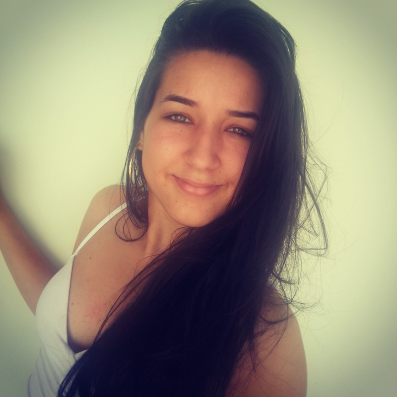Rebeca - Foto 1