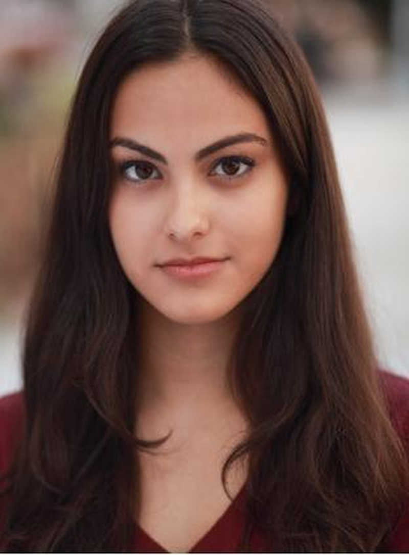 Camila Mendes - Foto 7