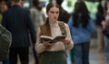 Carrie, a Estranha, de Mike Flanagan, ganha teaser e data de estreia