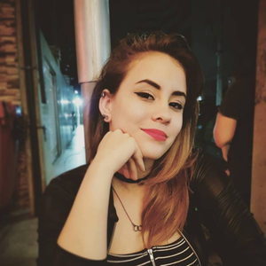 Foto de perfil de Caroline Almeida