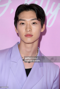 Sang Heon Lee - Poster 1