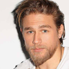 Charlie Hunnam - Foto 2