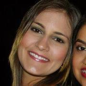 Foto de perfil de Mônica Lustoza
