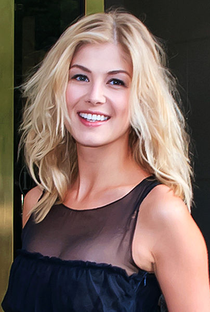Rosamund Pike - Poster / Capa / Cartaz - Oficial 3