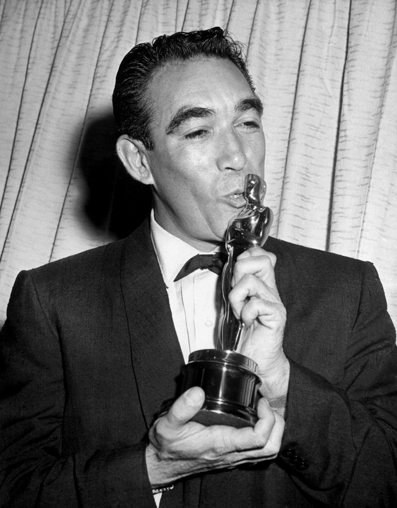 Anthony Quinn - Foto 4
