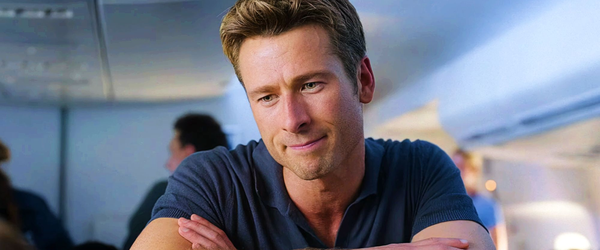 Glen Powell recebeu 35 mil dólares por seu papel em Estrelas Além do Tempo