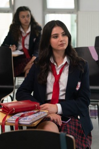 Poster de Episódio Aşk ve Nefret (2022)
