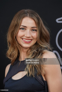 Emily Rudd - Poster 1