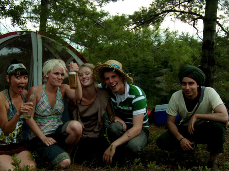 Foto 2 de The Hat Goes Wild