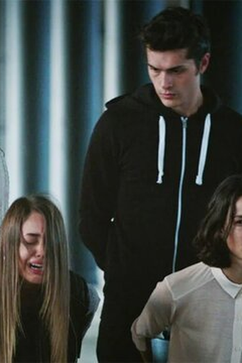 Poster de Episódio 13. Bölüm (Final) (2015)