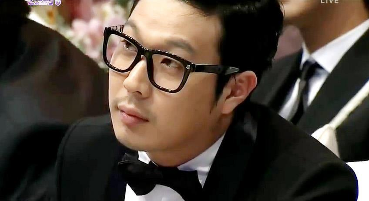 Ha Dong Hoon - Foto 1
