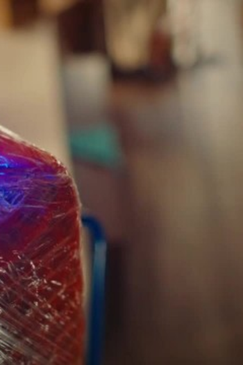 Poster de Episódio A Room with a Clue (2025)