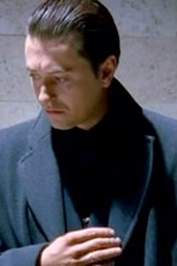 Poster de Episódio Серия 15 (2002)