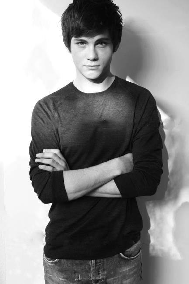 Logan Lerman - Foto 2
