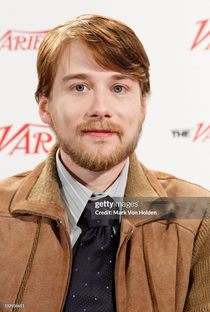 Lou Taylor Pucci - Poster 4