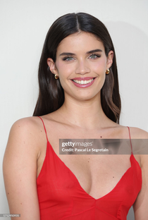 Sara Sampaio - Poster 2