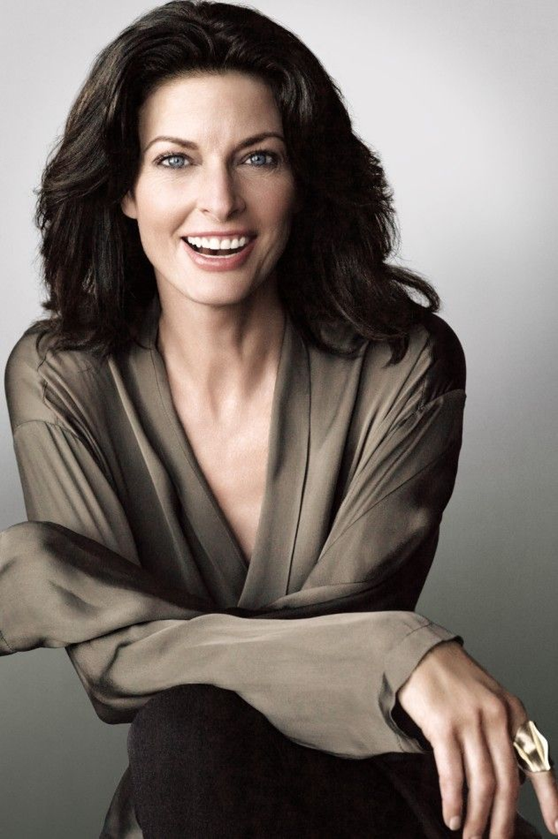Joan Severance - Foto 6