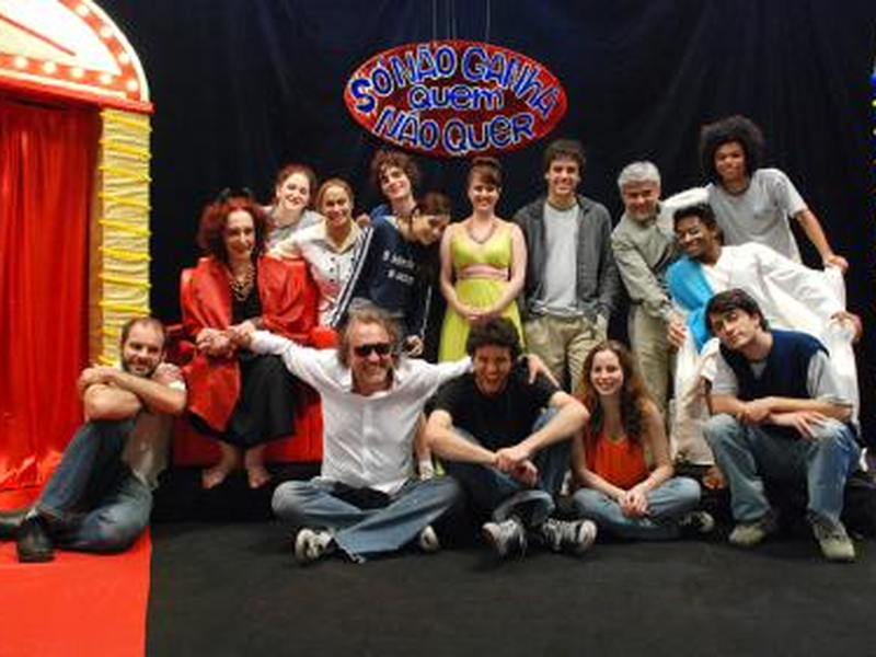 Foto 3 de Tudo o que é Sólido Pode Derreter (1ª Temporada)