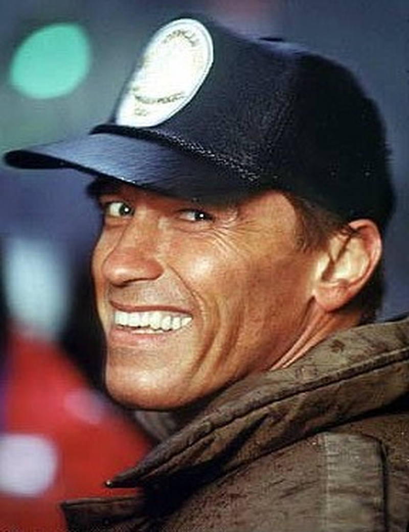Arnold Schwarzenegger - Foto 18