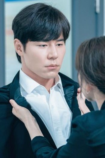 Poster de Episódio 10화 (2022)