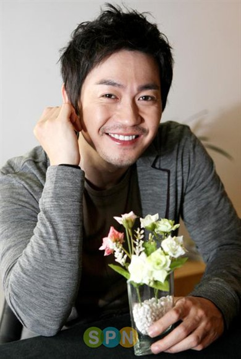 Yong-woo Park (I) - Foto 1