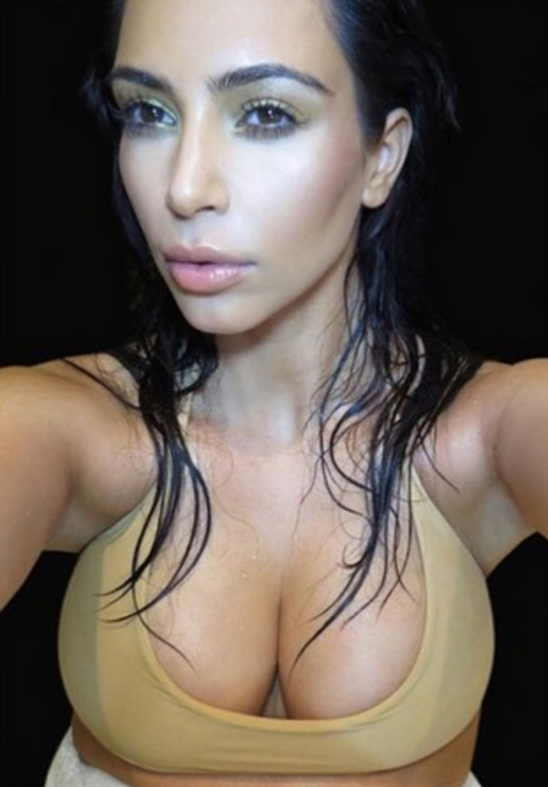 Kim Kardashian - Foto 10