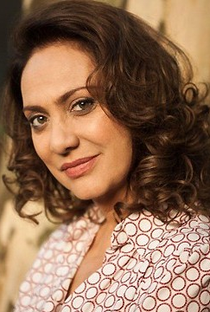 Eliane Giardini - Poster 1