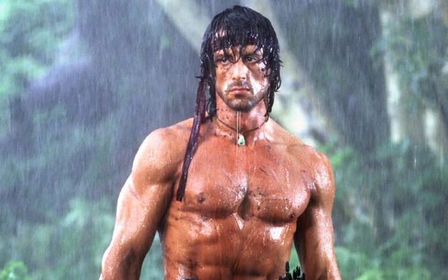 Sylvester Stallone planejou prelúdio de “Rambo” com uso de IA para rejuvenescê-lo digitalmente